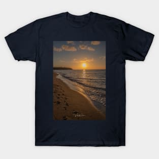 Mt Martha Beach, Mornington Peninsula, Victoria, Australia. T-Shirt